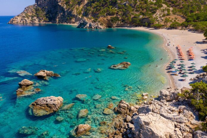 view_of_apella_beach