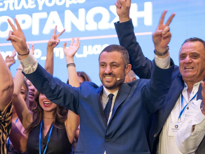 3 Νίκος Γερονικόλας
