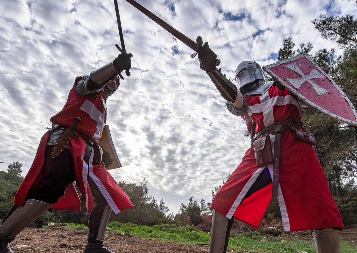 Photo by M. Heller - The Medieval Rose swordfighters